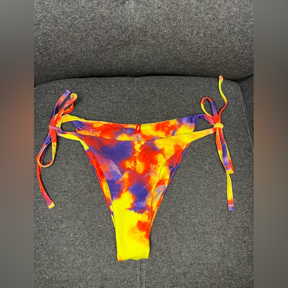 Bikini bottom L Zaful